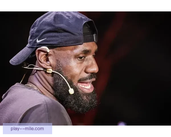 切尔西官宣队长詹姆斯再次遭遇腿筋撕裂伤停前景引发球迷广泛担忧