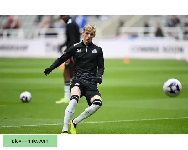 戈登在纽卡斯尔高光表现打动英格兰队成功入选三狮军团锋线希望